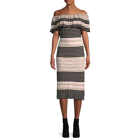 Free People Model Off-Duty Stretch Ribbed Dress Off The Shoulder - Picture 4 of 7